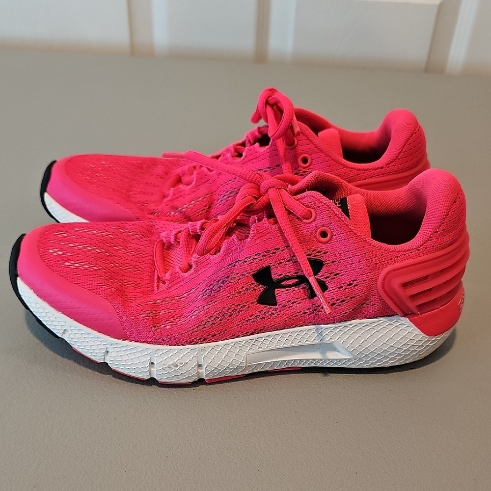 Under Armour Kids' Pink 5Y Athletic Shoes